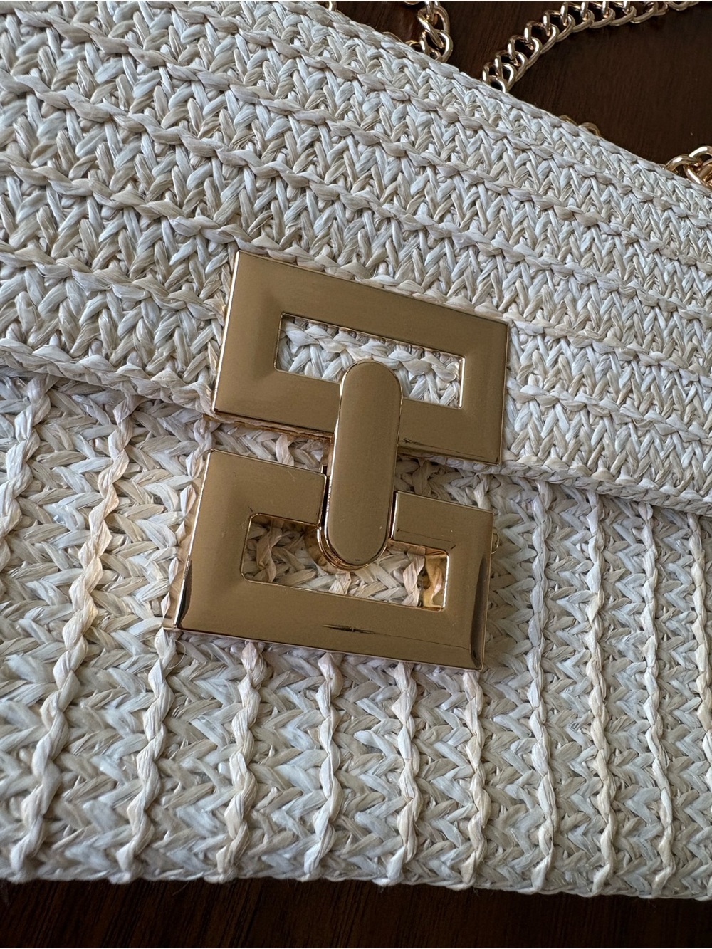 NWOT Woven Straw Clutch Crossbody Bag Adjustable Gold Chain Quiet Luxury Beige - Picture 8 of 11